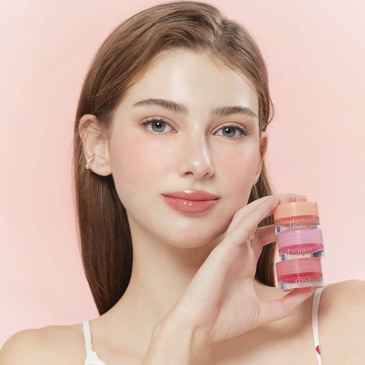 Dasique Fruity Lip Jam - drėkinantis veganiškas lūpų balzamas su uogų ekstraktais