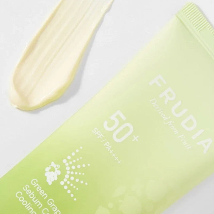 FRUDIA Green Grape Sebum Control Cooling Sun Gel SPF50+ PA++++ 50 g – Drėkinantis vėsinantis gelis riebiai odai